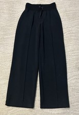SPANX Woman's very black Air essentials luxe straight leg pant, Size S, BNWNT