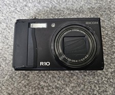 Ricoh R10 Compact Digital Camera| 10MP | 7.1x Optical Zoom