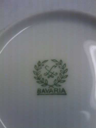 BAVARIA - Maroon Apples and walnuts Bowl - Picture 2 of 2