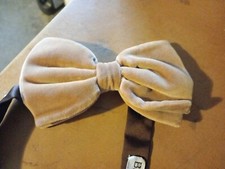 Nudo mariposa terciopelo marrón liso brummell paris