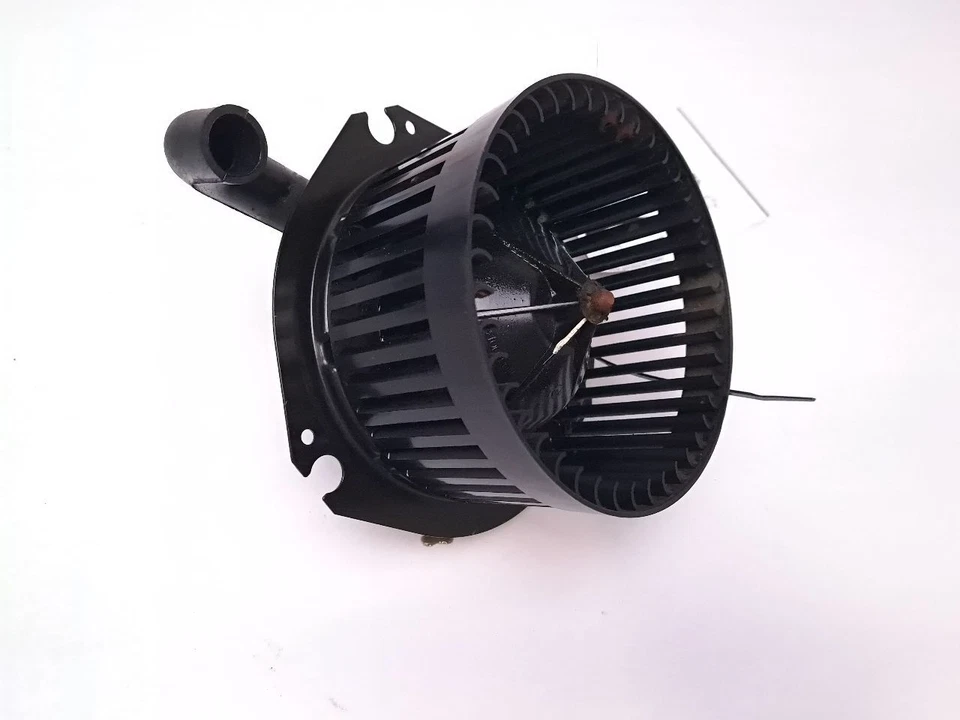 REAR BLOWER MOTOR FOR CHEVROLET SUBURBAN Z71 2000 - 2006 - Image 2 of 4