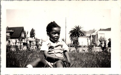 Vtg B&W Found Photo 1940s African American Cute Child Kid Toddler Palm Trees