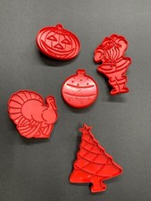 5 Christmas Cookie Cutters Plastic Tree Santa Turkey Pumpkin Bulb Sugar Cookies
