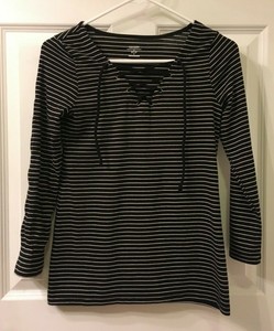 BLACK WHITE STRIPED SHIRT LONG SLEEVE 