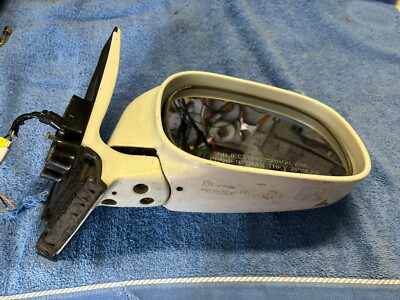 2004 2005 2006 SUZUKI GRAND VITARA XL7 RIGHT Door Mirror OEM E4012096