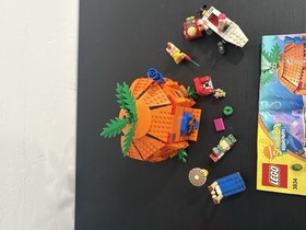 Lego SpongeBob SquarePants lot