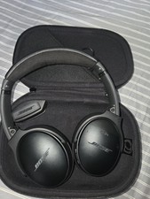 Bose QuietComfort 35 Qc35 Wireless Noise Cancelling Headphones II - Black