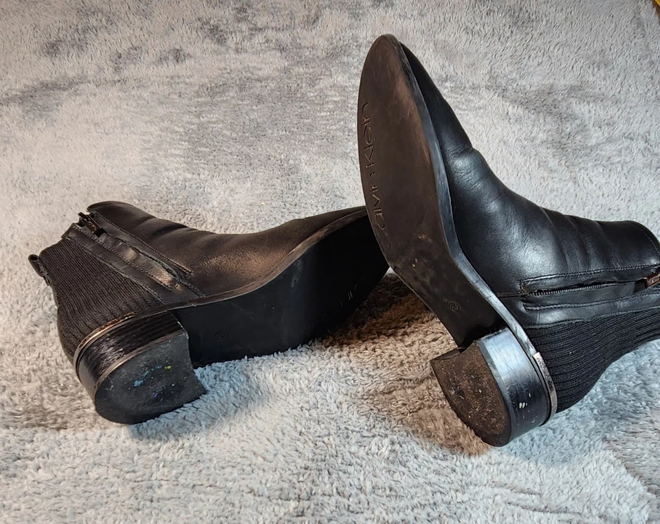 Calvin Klein Mujer Cuero Botines Cremallera Texturizado Tacón Trasero Talla 8M Negro”  Foto 2 de 4