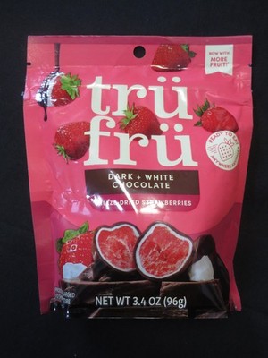 Tru Fru Dark + White Chocolate Freeze-Dried Strawberries 3.4 Oz