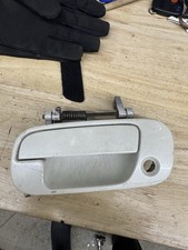 1997-2001 Honda Prelude Lh Left Driver Exterior Door Handle Pearl White Oem 1997-2001 Honda Prelude Lh Left Driver Exterior Door Handle Pearl White Oem