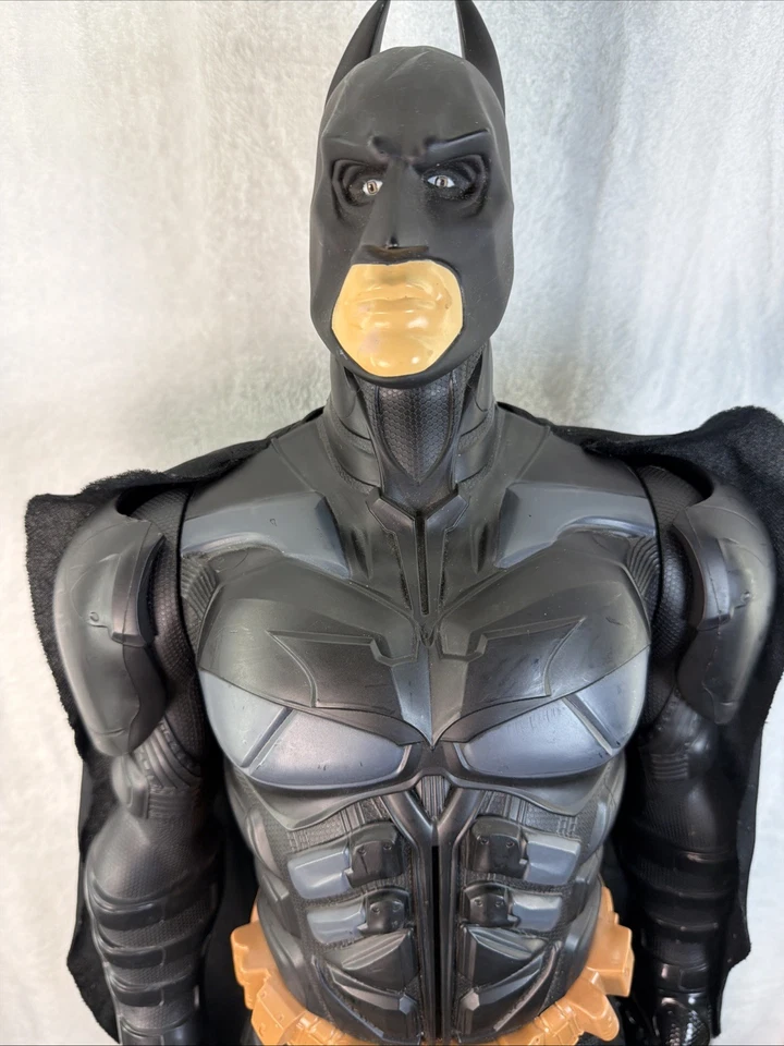 Figura de Batman 31" tamaño gigante Jakks Pacific The Dark Knight Rises DC Comics Foto 2 de 4
