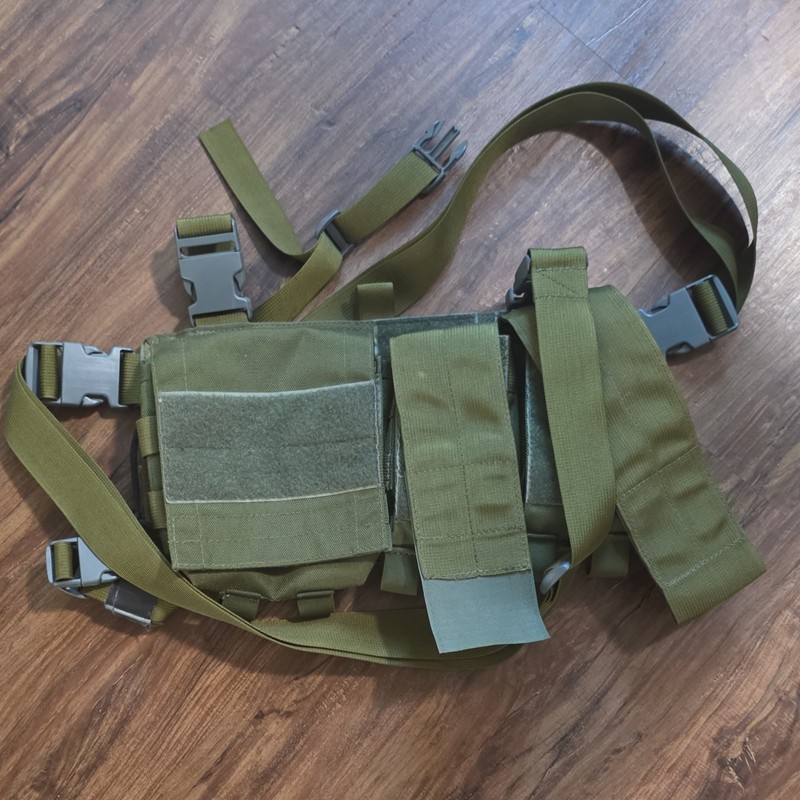 S.O.E. micro m4/ak47 chest rig