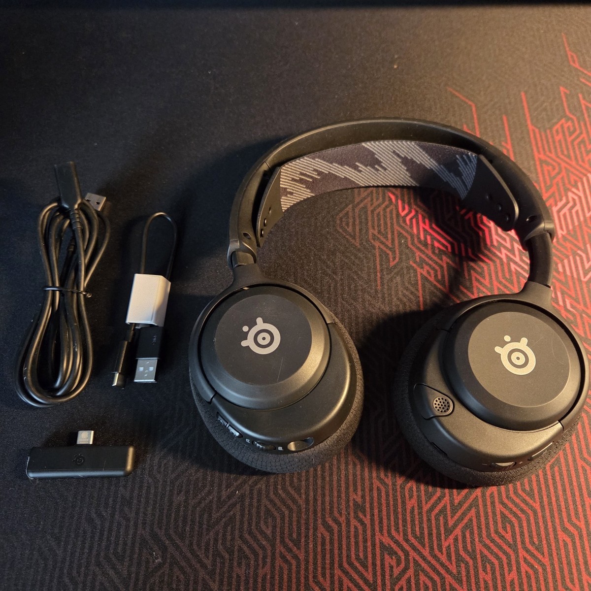 SteelSeries Arctis Nova 5 Wireless Multi-System Gaming Headset (PC