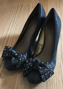 vince camuto patent leather pumps