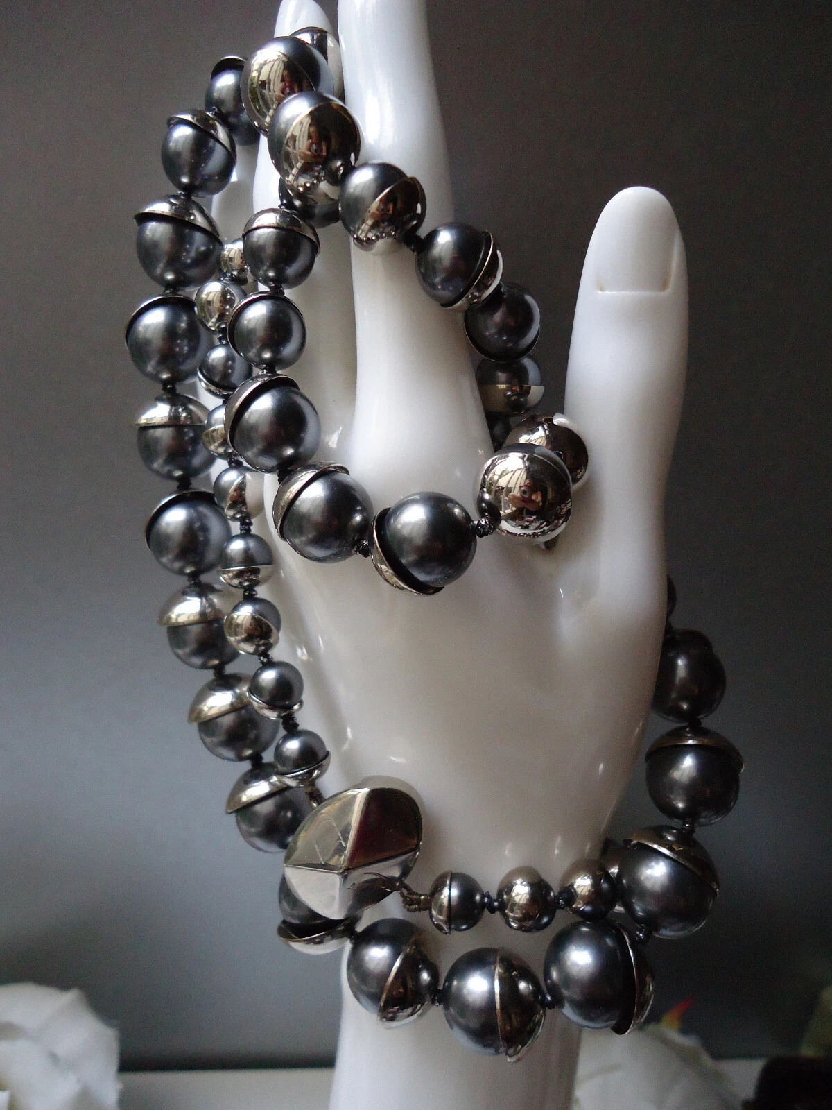 Collana Dior Tribal 90 cm Sublime Grigio Profondo Perla & Peltro Metallo Nuova In Scatola