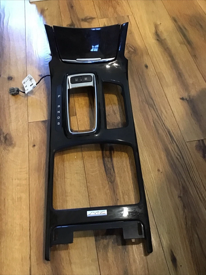 2013 2014 2015 2016 LINCOLN MKS SHIFT PANEL OEM DA5Z-54045A76-AA - Image 2 of 4