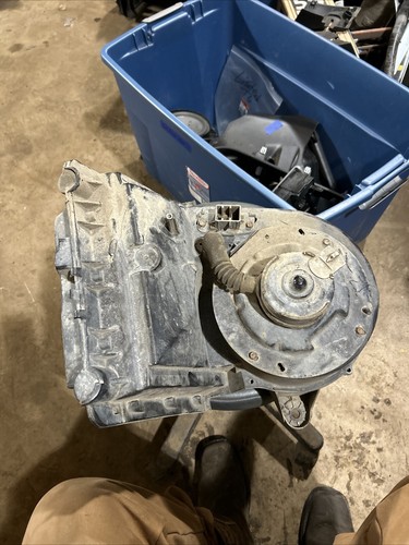 1997 Ford Ranger Heater Core Blower HVAC Box Housing Assembley - Picture 7 of 18
