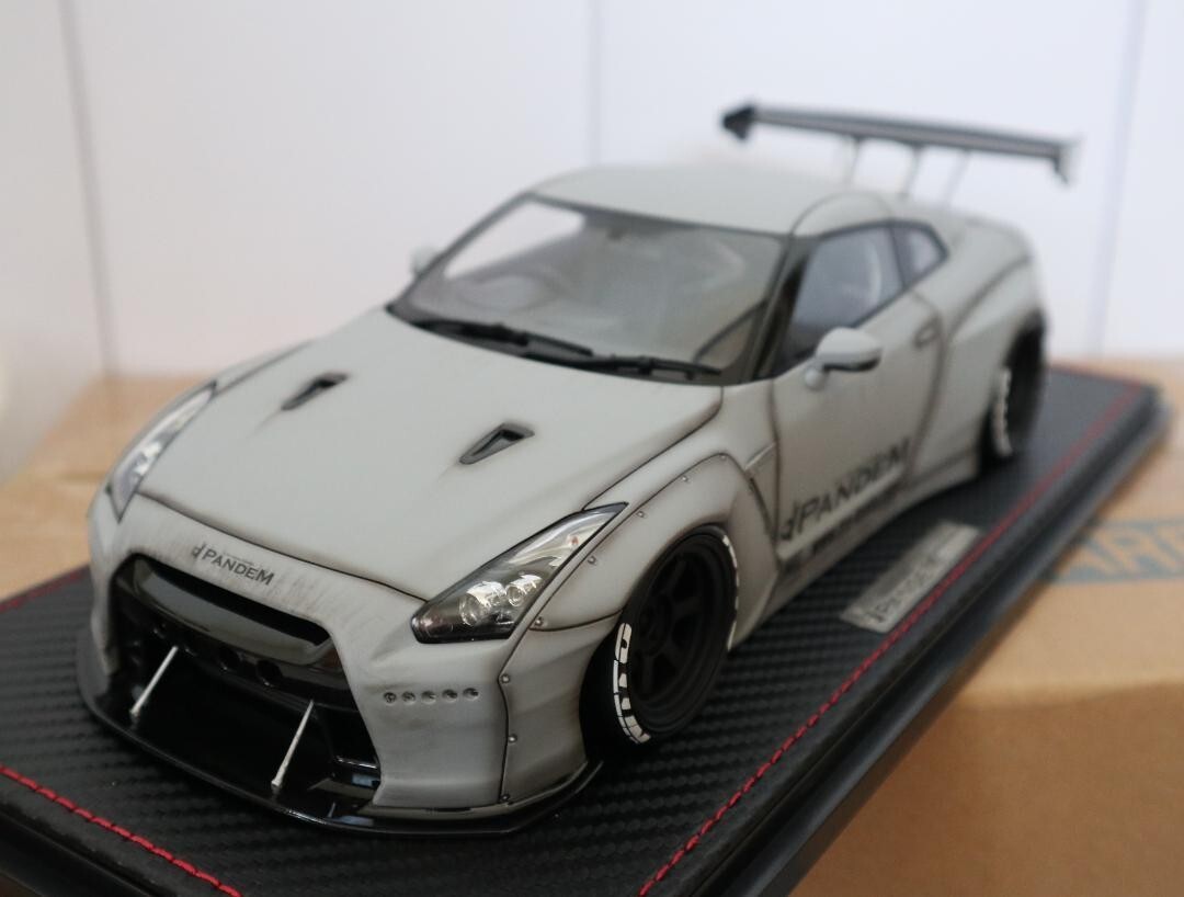 1/18 Ignition Model Pandem R35 GT-R Matt Gray 2 w/ Box From 1/18 Ignition Model Pandem R35 GT-R Matt Gray 2 w/ Box From