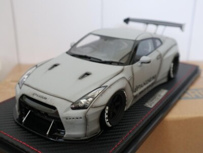 1/18 Ignition Model Pandem R35 GT-R Matt Gray 2 w/ Box From 1/18 Ignition Model Pandem R35 GT-R Matt Gray 2 w/ Box From