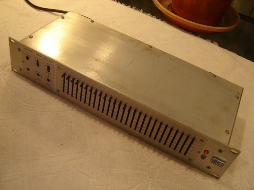Urei 539 Room Equalizer, 27 Band Eq, High and Low Cut, Vintage Rack - Picture 8 of 12