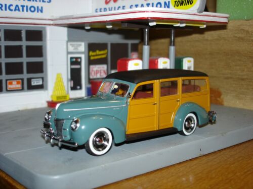 Minichamps 1940 Ford De Luxe, 1:43 NIB Ford 100 Year Heart & Soul Collection - Picture 2 of 9