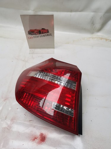 BMW 1er 118d Rückleuchte Rücklicht hinten links 7164955