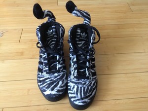 zebra sneakers adidas
