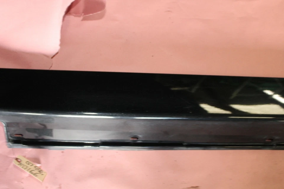 2006-2007 E60 BMW 550I DRIVER LEFT ROCK PANEL MOLDING SIDE SKIRT M7166 - Image 4 of 4