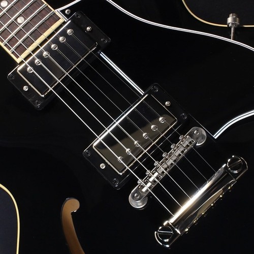Gibson ES-335 Vintage Ebony Black Made in USA 2020 Semi Hollow Electric Guitar - Picture 5 of 7