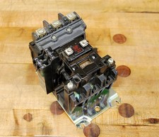 Allen Bradley Motor Starter, 3 Pole, 120v - USED