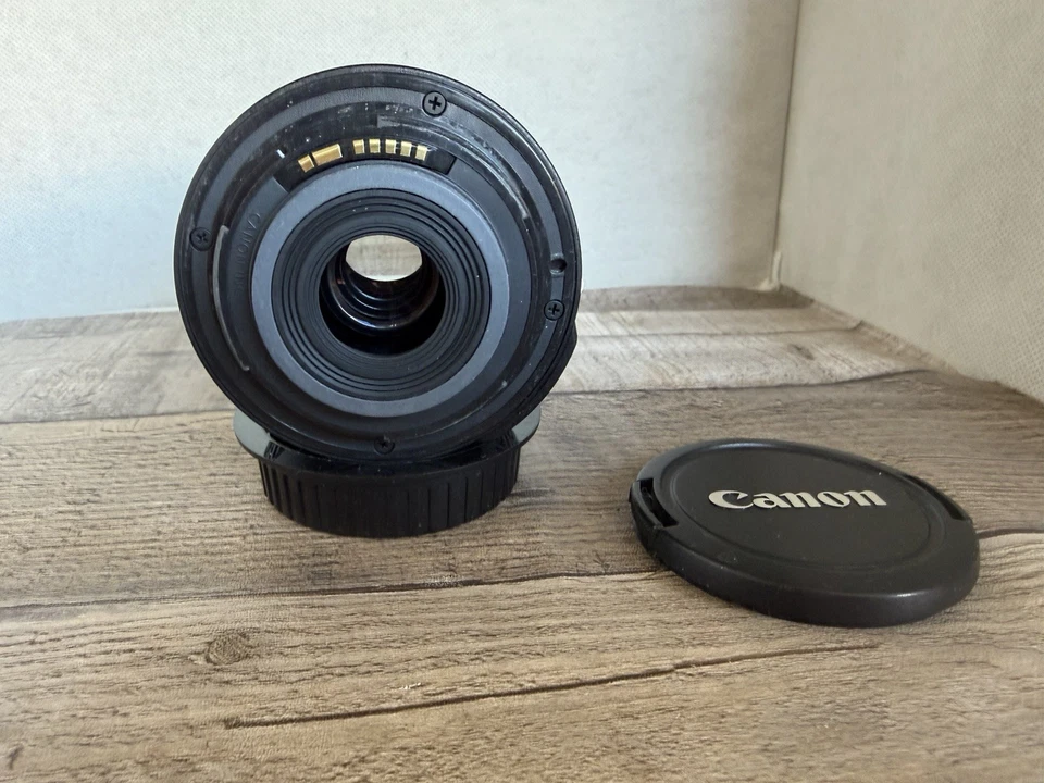 Canon EF-S 18-55mm f/3.5-5.6 IS Lens TESTED - Image 2 of 4