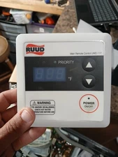 Rheem Pronto Main Remote Control UMC 117 USED in Excellent condition