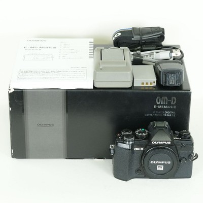 Olympus OM-D E-M5 Mark III Mirrorless Camera Body 16MP 35,674 shutters