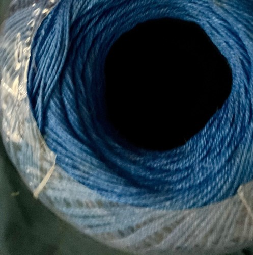 SOUTH MAID CROCHET THREAD 350 YDS/ PATRIOTIC BLUE/PRICED LOWER THAN COMPETITORS! - Picture 4 of 6