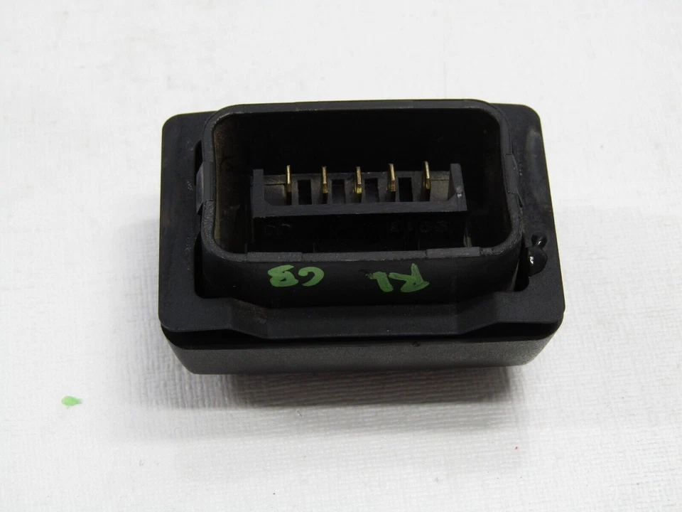 Interruptor de ventana eléctrica del lado del conductor trasero izquierdo Land Rover Discovery 1994-1999 OEM Foto 2 de 3