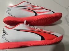Puma Ultra Men’s Turf / Indoor Soccer Shoes (Size 13) Retails For $125
