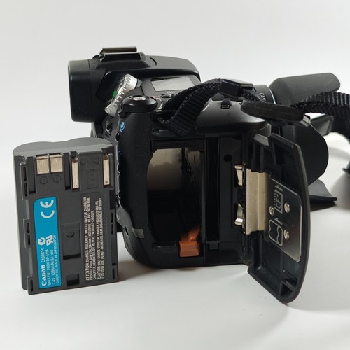 Canon PowerShot Pro1 8.0MP Digital Camera, Battery, Charger, Case - DUST IN LENS - Picture 18 of 19