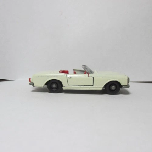 OLD DIECAST LESNEY MATCHBOX NO. 27 MERCEDES BENZ 230 SL 1966 MADE IN ENGLAND
