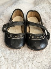 Vintage Kinney Debs Mary Janes Black Patent Leather MCM Triangle Studs Child