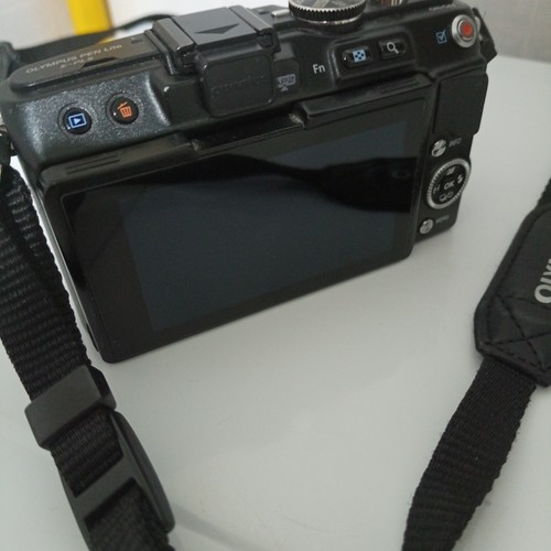 Olympus Pen E-PL5 Mirrorless Camera - Excellent Condition - Foto 3 di 6