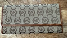 Michael Kors Vintage Cloth Wallet RARE IN GREAT CONDITION