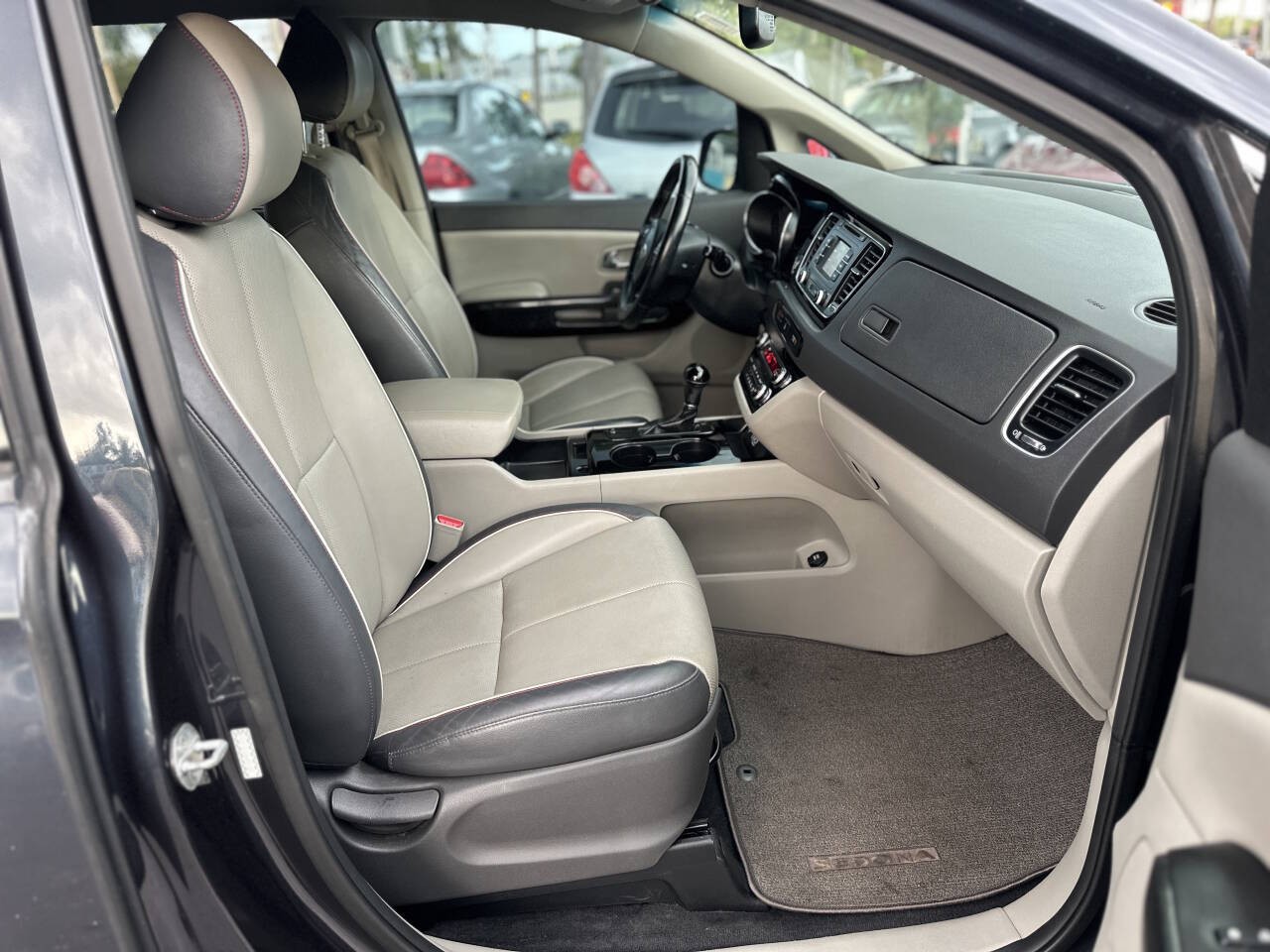 2016 Kia Sedona EX 4dr Mini Van thumbnail 27