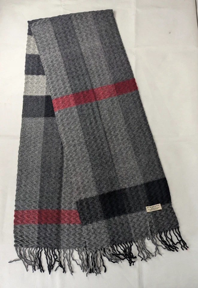 BURBERRY Cashmere/Wool Big Check Scarf – Gray Plaid – ICONIC STYLE - FAST SHIP . - Image 3 of 4