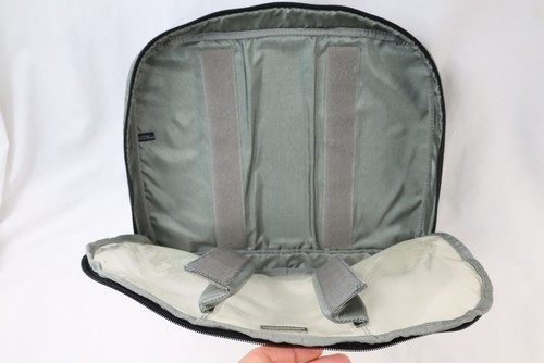 Think Tank Cable Management 50 Pouch Organizer - Picture 5 of 17