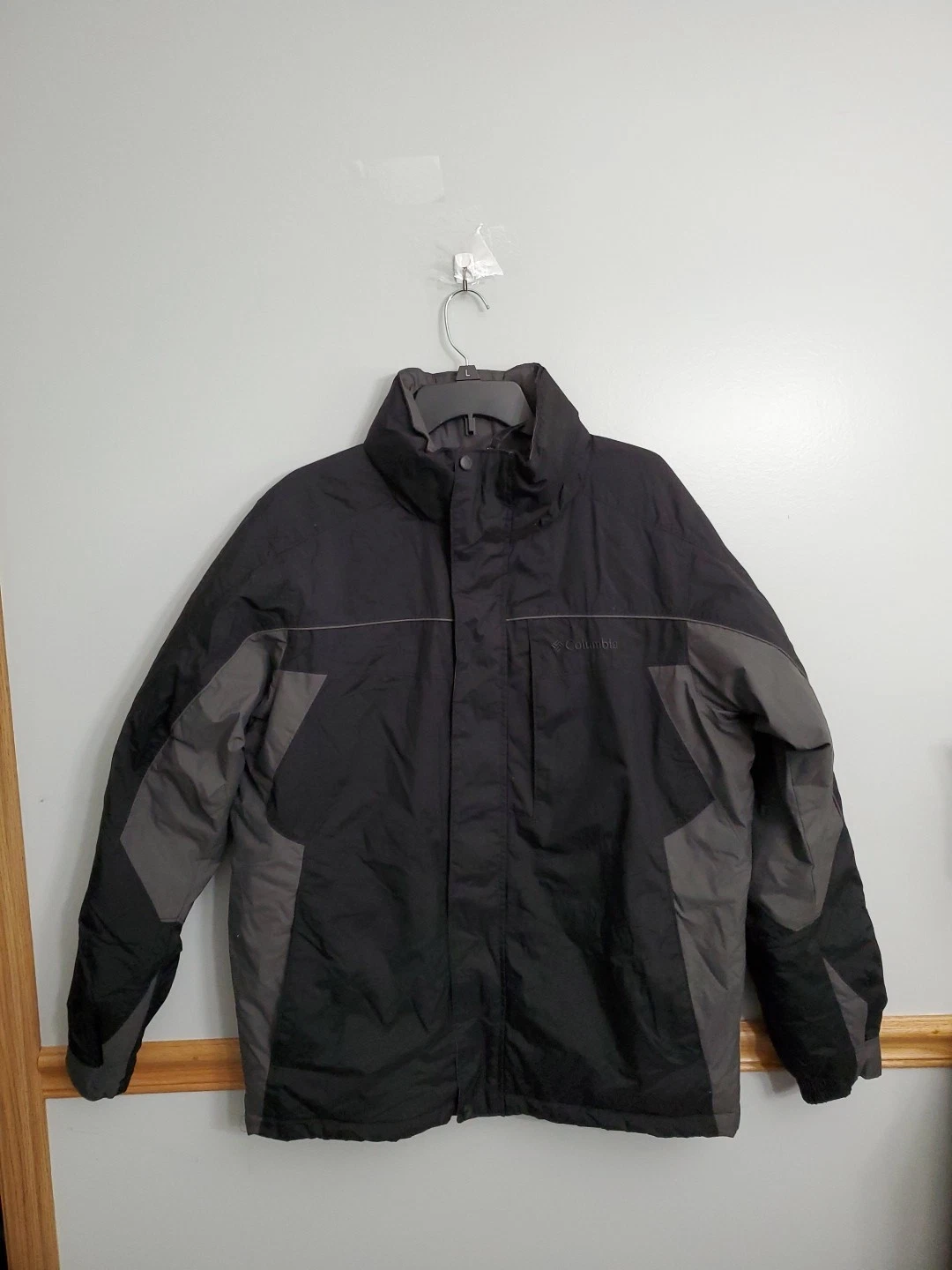 Columbia Water Resistant Winter Coat Jacket Hidden Hood Mens Size M Black
