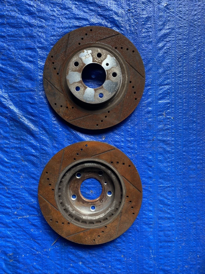 🔆🔆2003-2006 NISSAN 350z ROTORES DE FRENO DELANTEROS PERFORADOS Y RANURADOS Foto 2 de 4