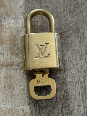 EB-574 #329 Authentic LOUIS VUITTON Lock & Key set Padlock brass Unpolished LV