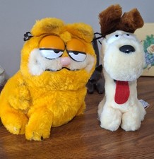 Vintage Garfield, Odie Plush 7"/ Garfield 1981/Odie 1983 Excellent condition
