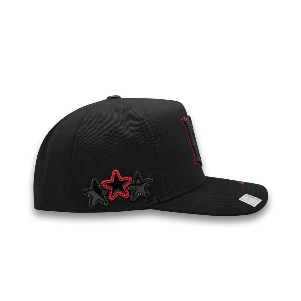 Gorra BIGG Boss AMR Cristales Rojo y Negro Kevin Premium Contti Snapback Hat Foto 3 de 4