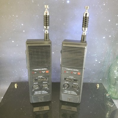E.T. WALKIE TALKIES(トランシーバー) Realistic TRC-219 Walkie Talkies Stranger Things - Lot of 2 Parts